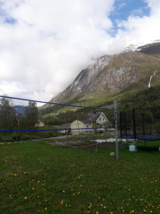 Naustvoll Villa Olden Dış mekan fotoğraf